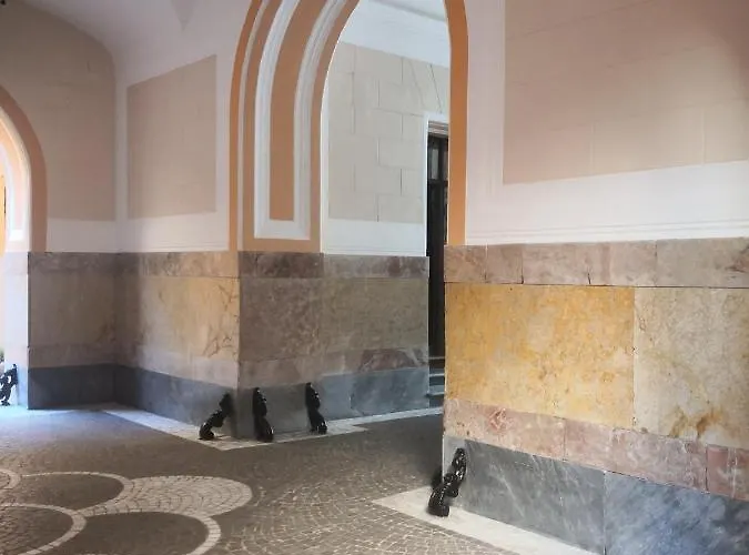Vatican Italian 3*